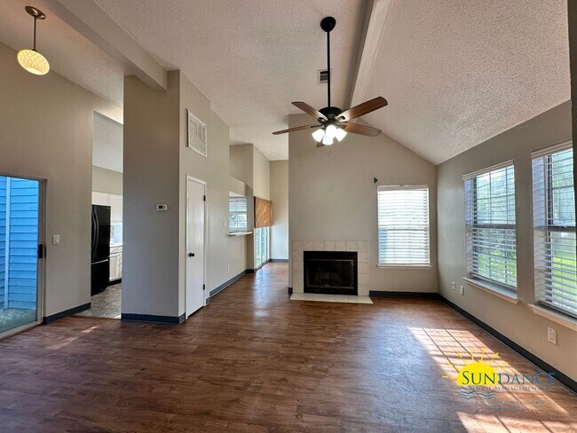 Photo - Gorgeous 3 Bedroom Home in Fort Walton Beach!