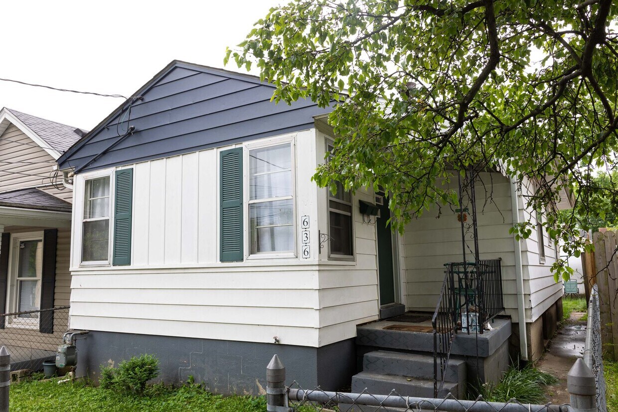 Charming home with a finished basement and... - Charming home with a finished basement and...