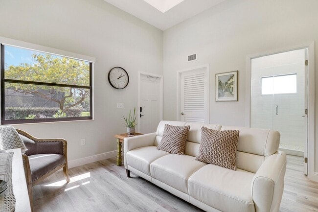 Photo - 10735 Lantana Rd