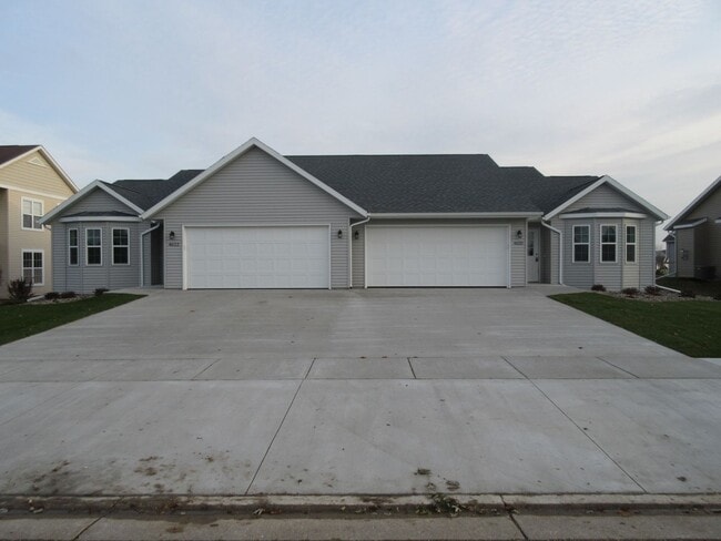 Building Photo - 430 Unit 4620