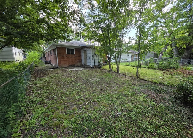 Photo - 3911 Aurora St