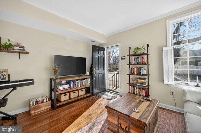 Photo - 921 Oronoco St