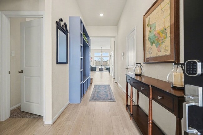 Photo - 2214 Lierna Dr