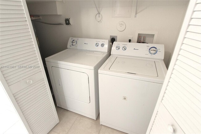 Photo - 22821 SW 88 Pl #