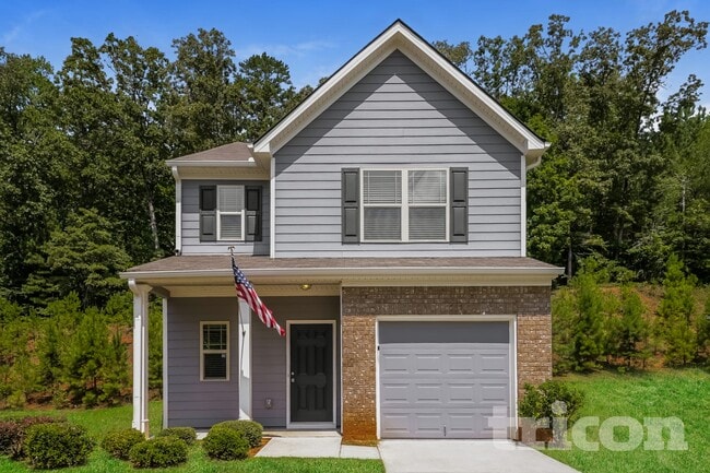 Building Photo - 3303 Lowland Dr