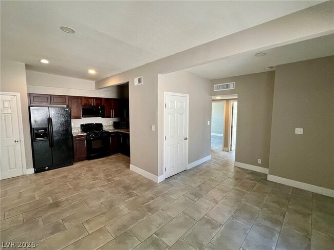 Photo - 2105 S 15th St