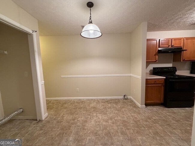 Photo - 5196 Tew Ln SW