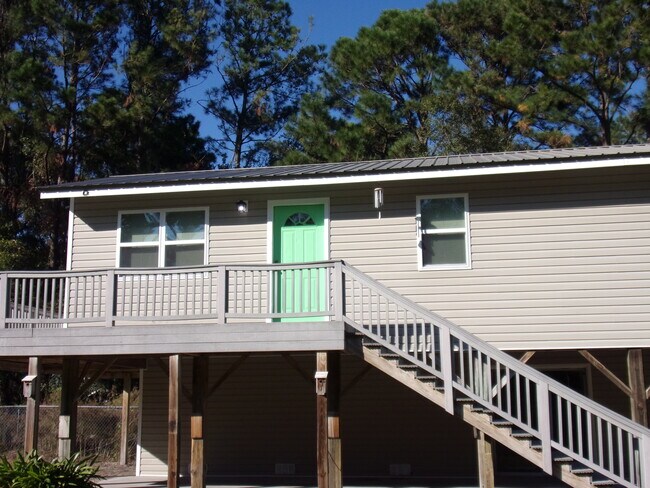 Photo - 124 Winslow Dr