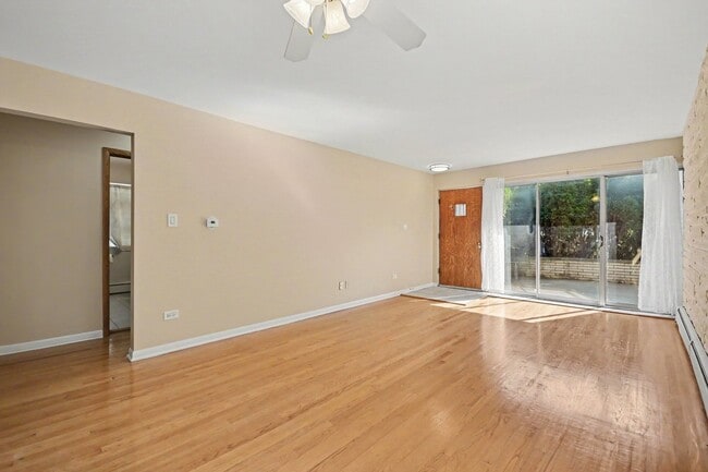 Photo - 1245 La Grange Rd Unit 1F