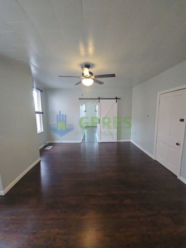 Photo - 119 E Sherman St Unit 1