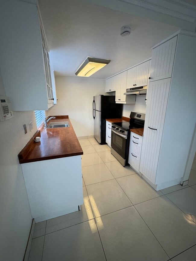 Photo - Newly Remodeled 2 Bedroom 2 Bath Condo in Chula Vista - $2600 a month Unit 43