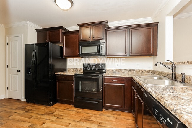 Photo - 4814 Octavia St