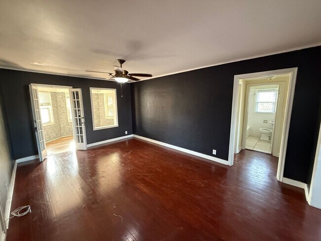 Photo - 12 E 50th St Unidad 2W