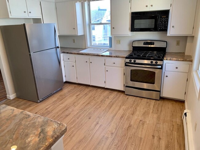 Photo - 37 Fowle St