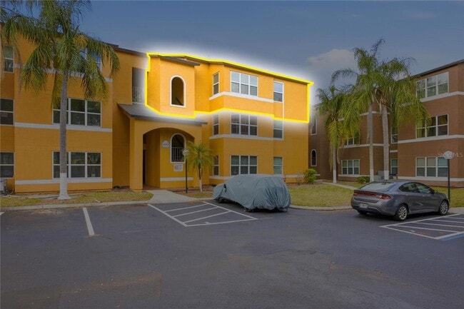 Photo - Location! Beautifully located condo just minutes from Orlando International Airport,