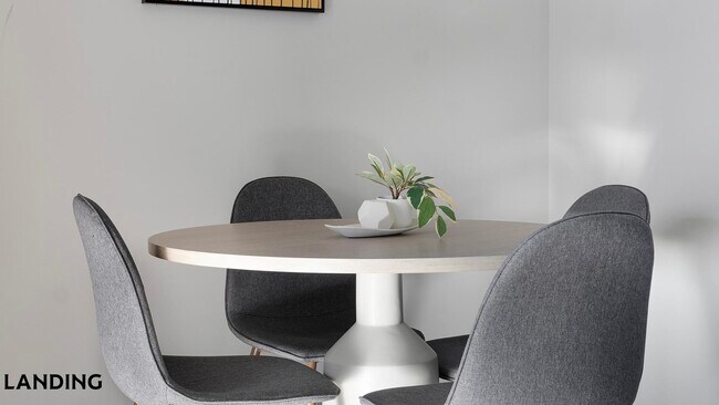 Photo - 49 Boulevard SE Unit E-568