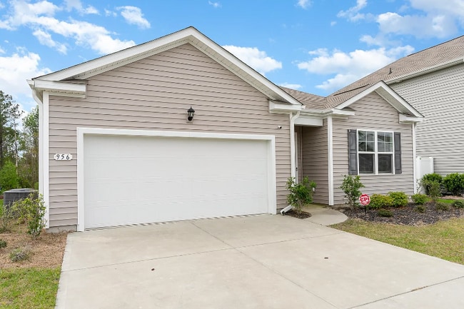 Photo - 956 Laurens Mill Dr