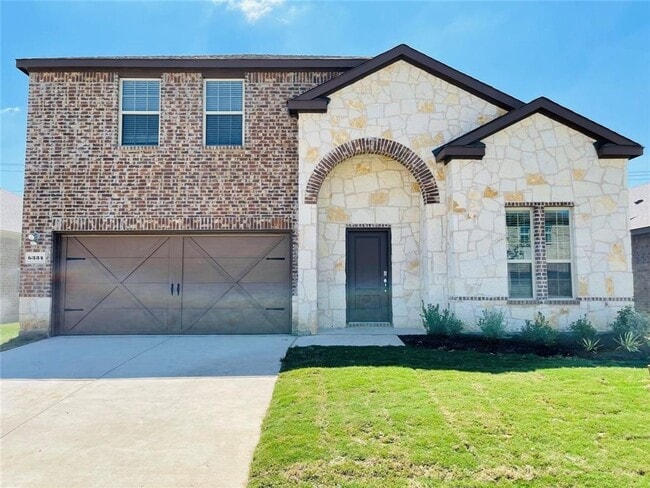 Photo - Spacious 4BR House in Aubrey