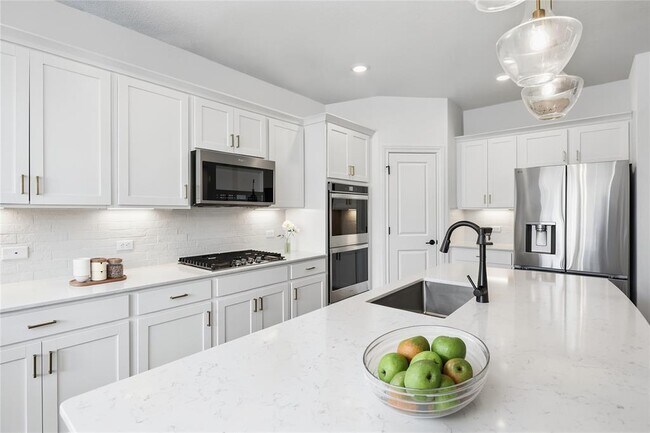 Photo - 1008 Olinda Ct