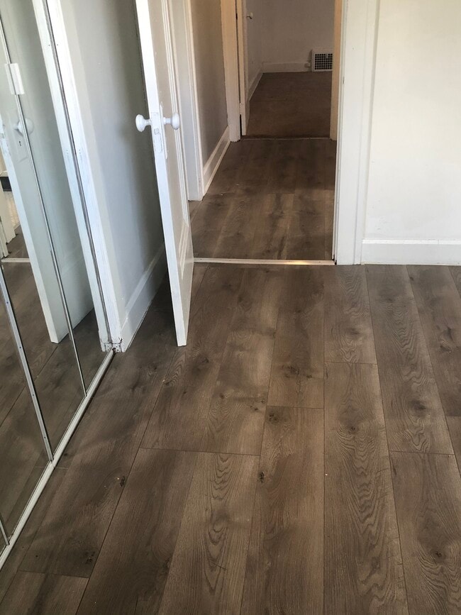 Photo - 12113 Craven Ave