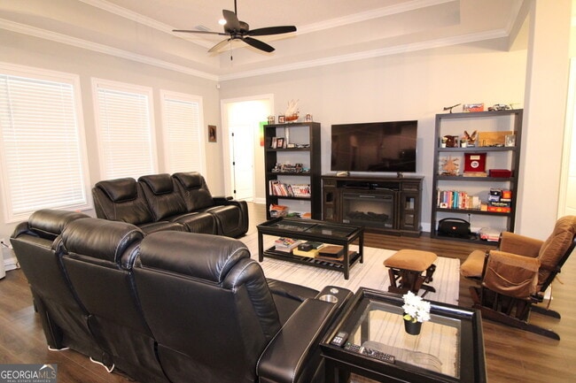 Photo - 28 Redington Dr
