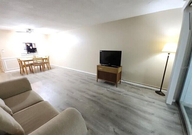4240 Sheldon Pl Unit 4240