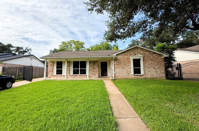Building Photo - 8814 Stroud Dr Rental