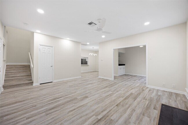 Photo - 2668 Bering Dr Unit 2668
