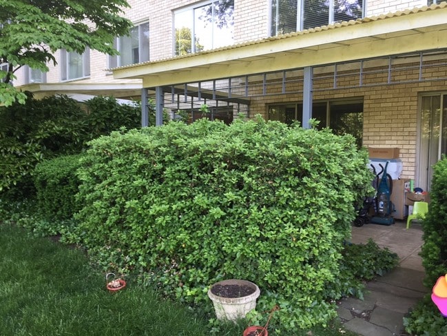 Patio - 10201 Grosvenor Pl Unit 103