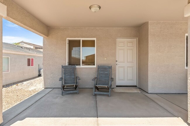 Photo - Charming 2-Bed, 2-Bath Home in Fox Creek SHORT OR LONG TERM AVAILABLE