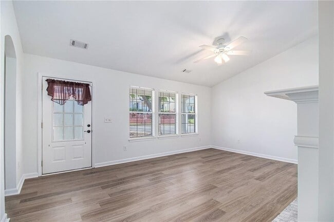 Photo - 430 Fairlawn Dr