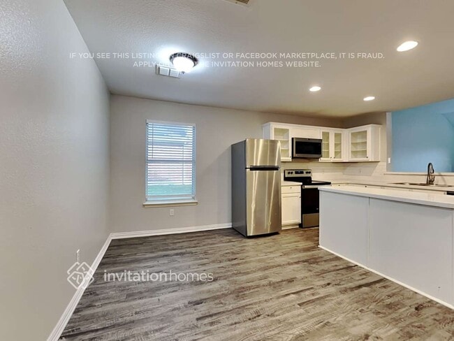 Photo - 216 Cedar Crest Dr