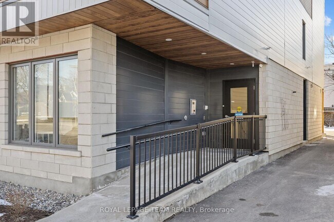 Photo - 506 Gladstone Ave Unit 303