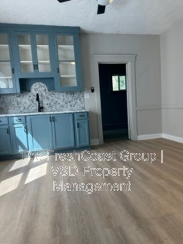 Photo - 789 Wayside Rd Unit 1