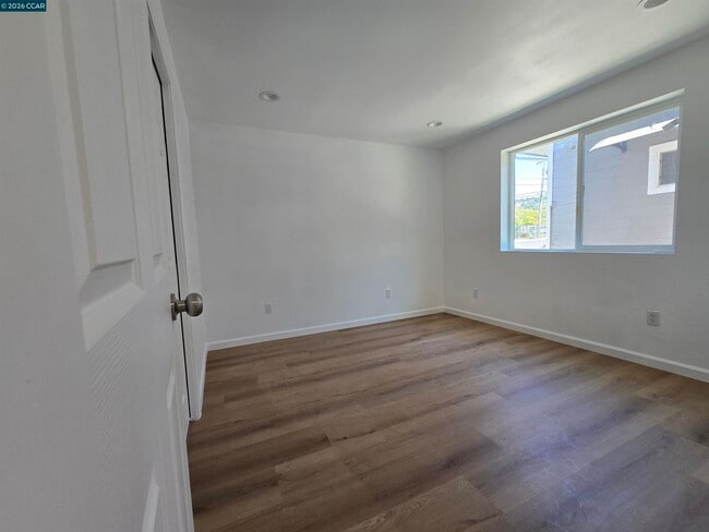 Photo - 5534 Jefferson Ave