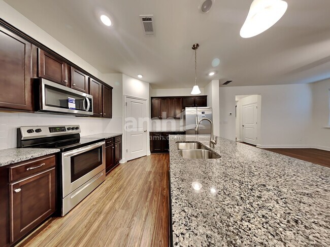 Photo - 2854 Chapel Hill Rd