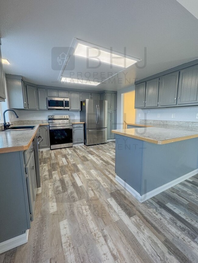 Photo - Newly Updated 4 bed/ 2 bath Single Family Home!