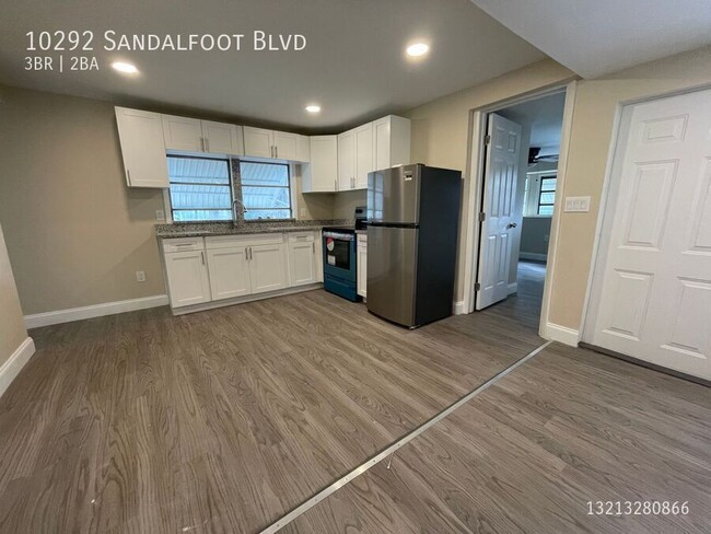 Photo - 10292 SW Sandalfoot Blvd