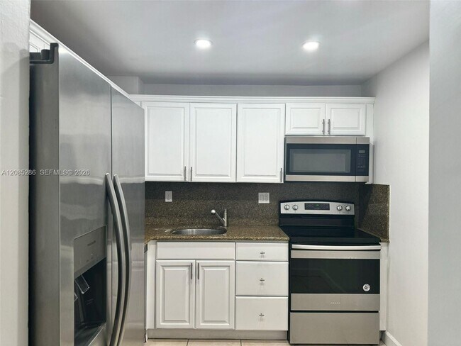 Photo - 13120 SW 92nd Ave Unit B-121