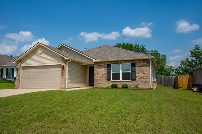 Photo - 3 Bed | 2 Bath in Broken Arrow!