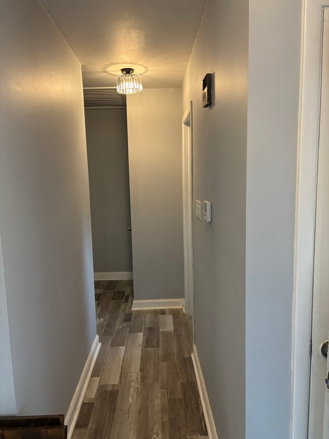 Hallway2 - 6225 Branch Hill Cir