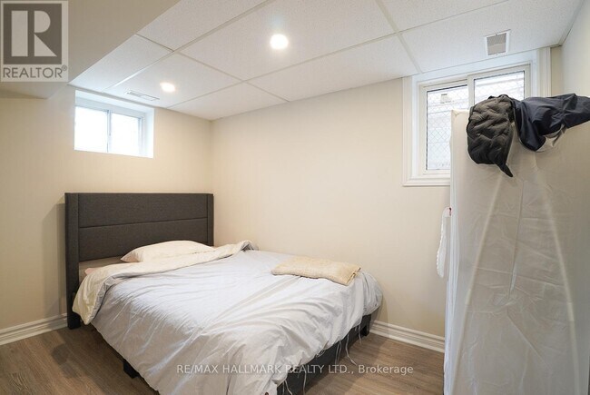 Photo - 52 Sandown Ave