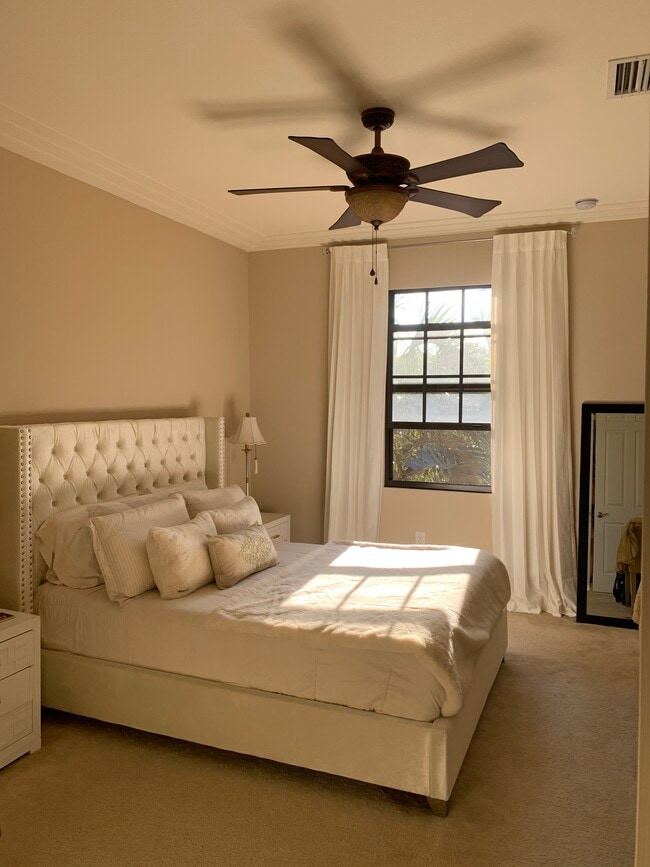 Photo - 8997 Cambria Cir Unidad 2002