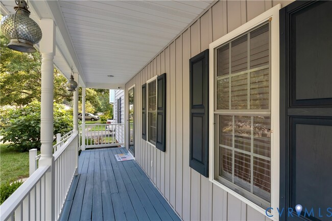 Photo - 2222 Early Settlers Rd