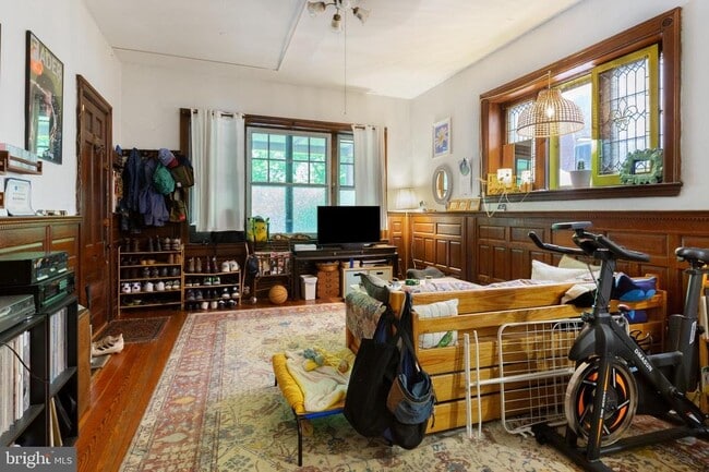 Photo - 4411 Pine St Unit 1