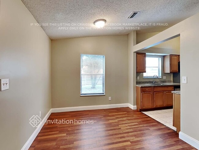 Photo - 10884 Grandview Ct