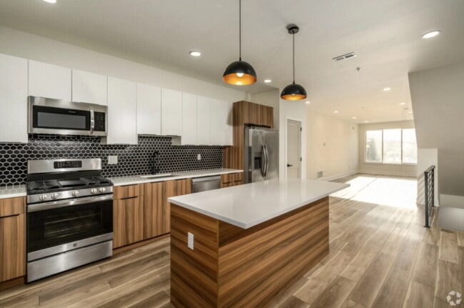 Photo - 2500 E Tioga St Unit F9