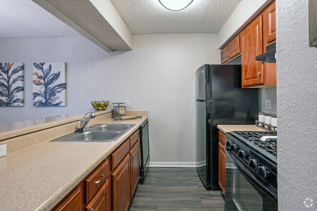 2 habitaciones, 2 baños, 950 pies cuadrados, cocina