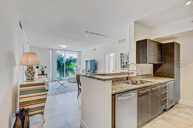 Photo - 550 Okeechobee Blvd Unit 406