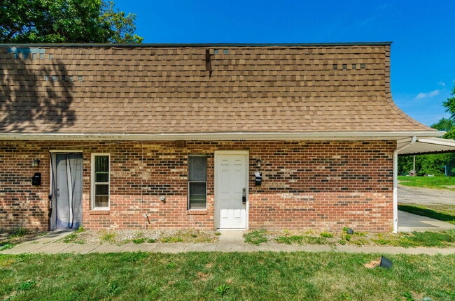 Building Photo - 4925 Myers Rd Rental